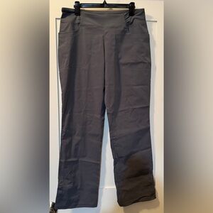 NWOT- Women’s Mountain Hardwear Full Length Dynama Pant